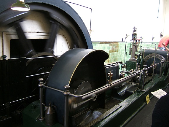 Mill Engine, Queen Street Mill Textile Museum